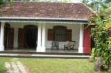Hikkaduwa Bungalow