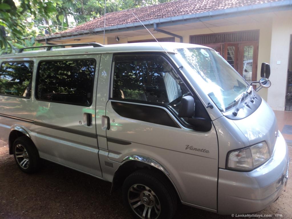 Nissan Vannet - Silver