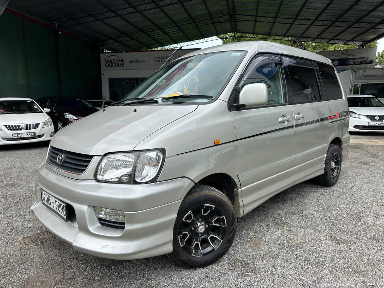 Nissan Vannet - Green/Silver