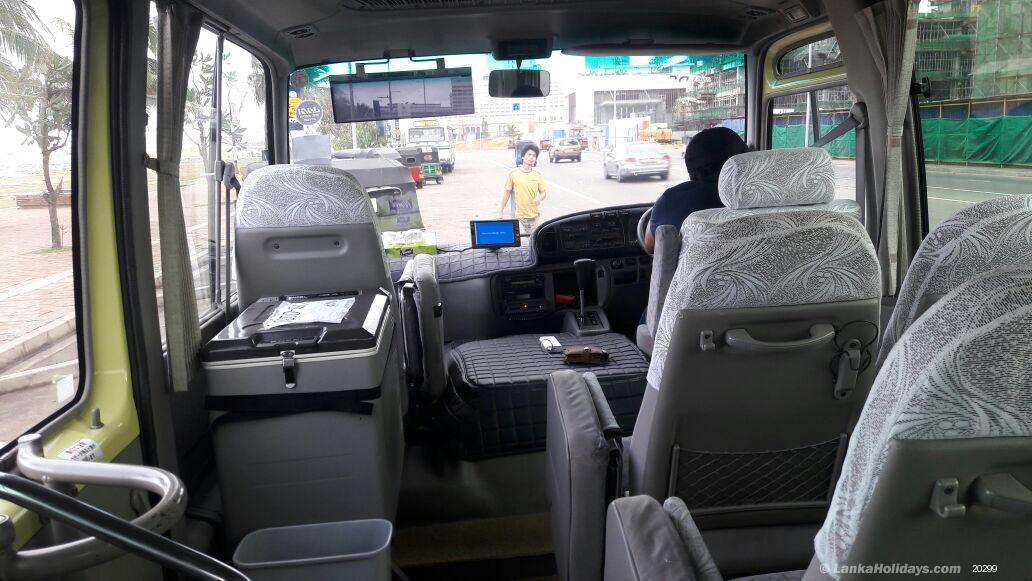 Pandura Bus/Coach