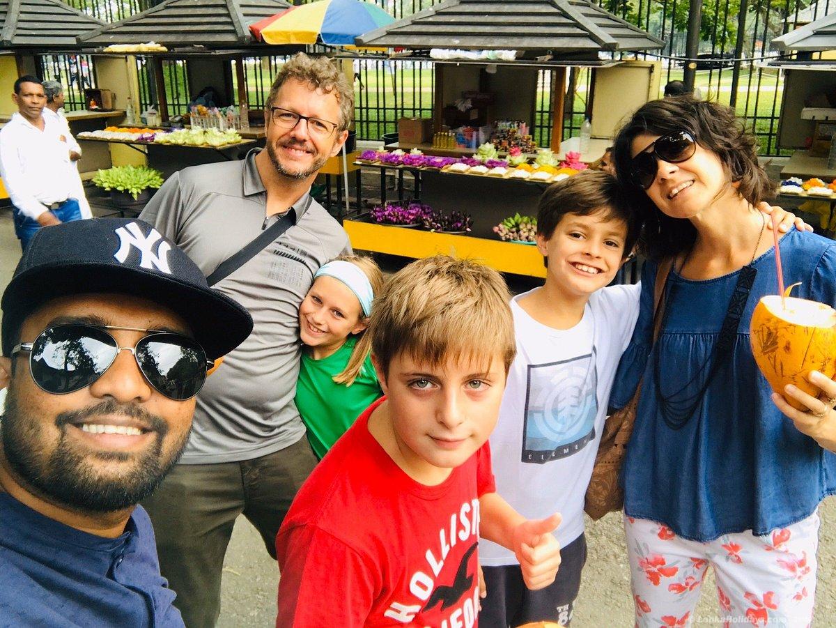 Hire a Chauffeur in Srilanka