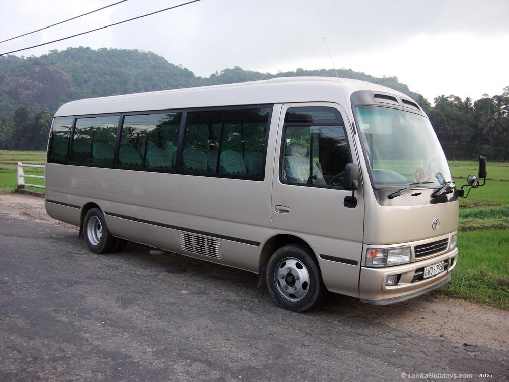 Ja-Ela Bus/Coach