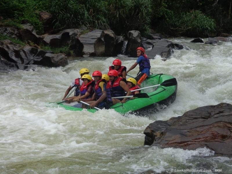 Sri Lanka Holidays Camping tents and cool box for rent