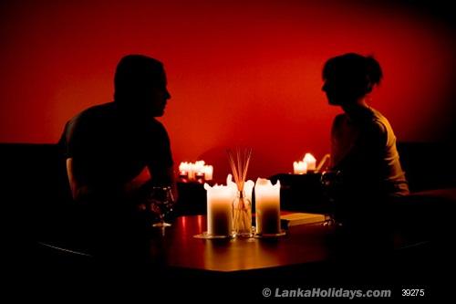 Sri Lanka Holidays - Candle-light Dinner