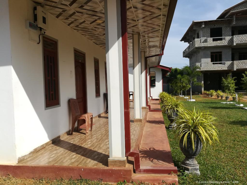 Trincomalee Hotel