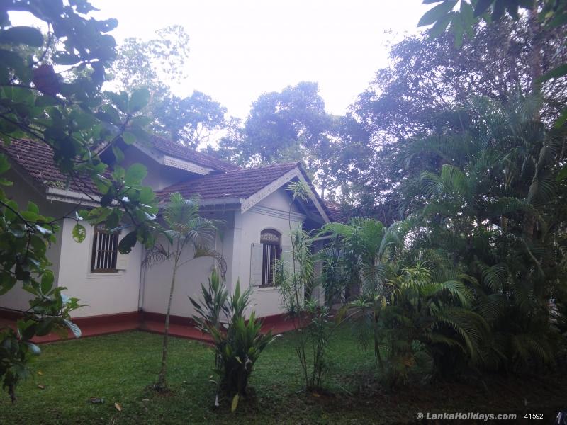 Hikkaduwa Bungalow