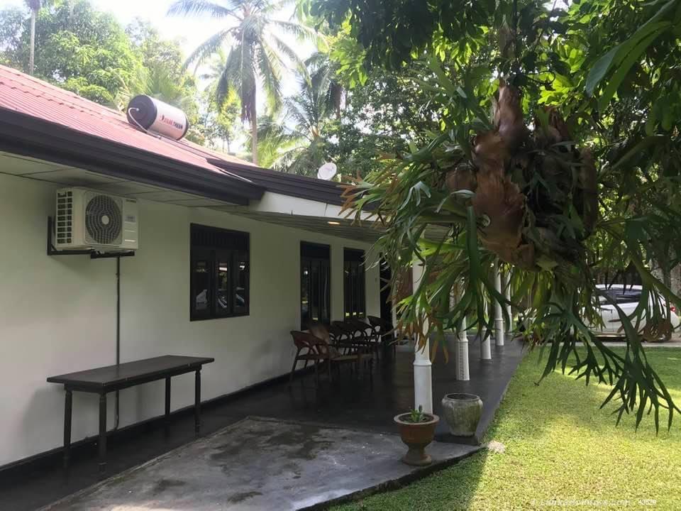 Gampaha Bungalow
