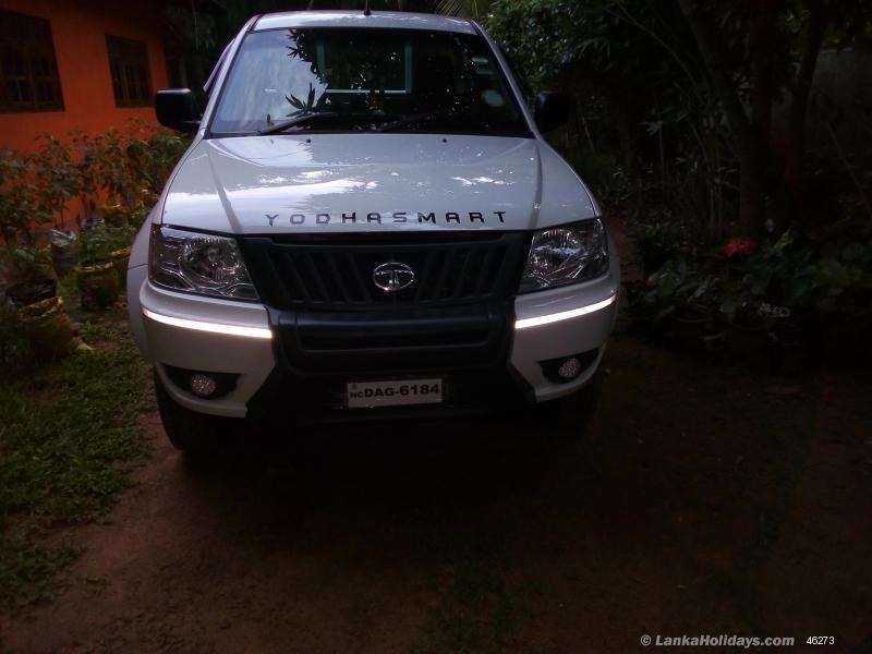 Anuradhapura Taxi/Cab