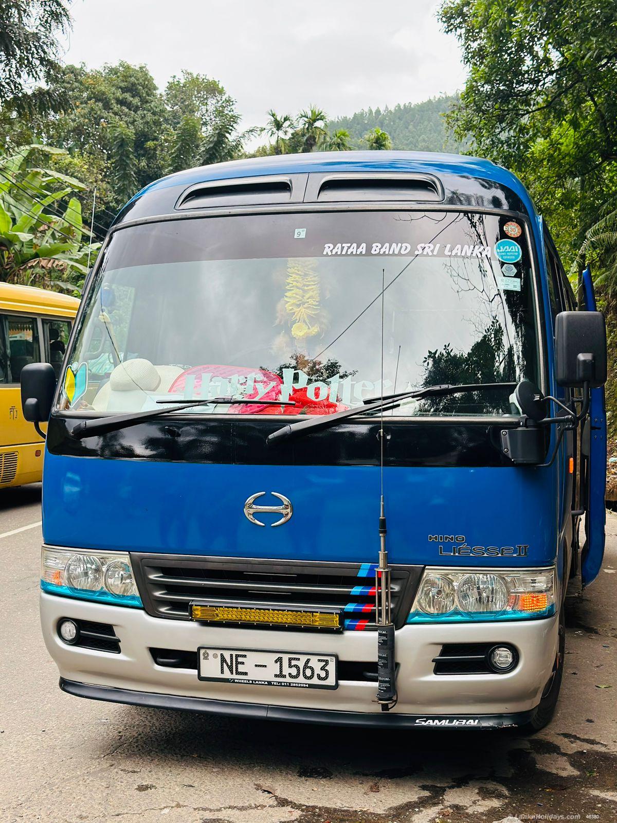 Luxury bus
