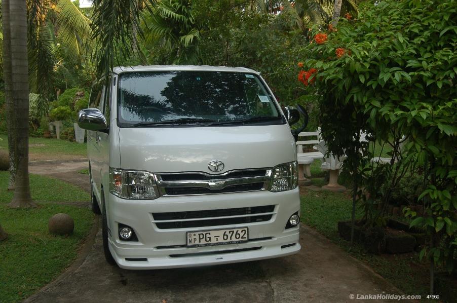 Sri Lanka Car Rentals/Hire Van and Car For Hire in Sri Lanka
