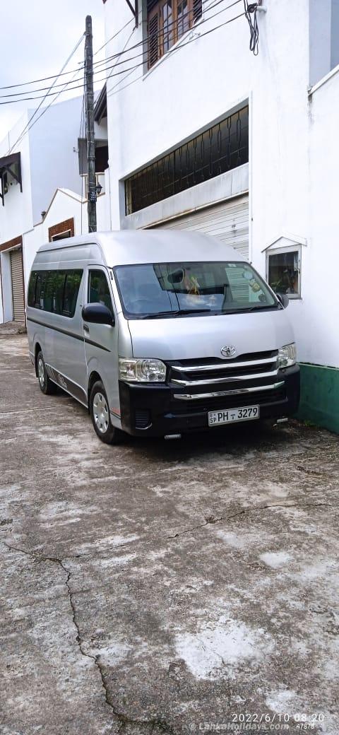 Kiribathgoda Van