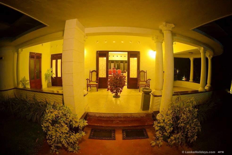 Eththukala Guest House