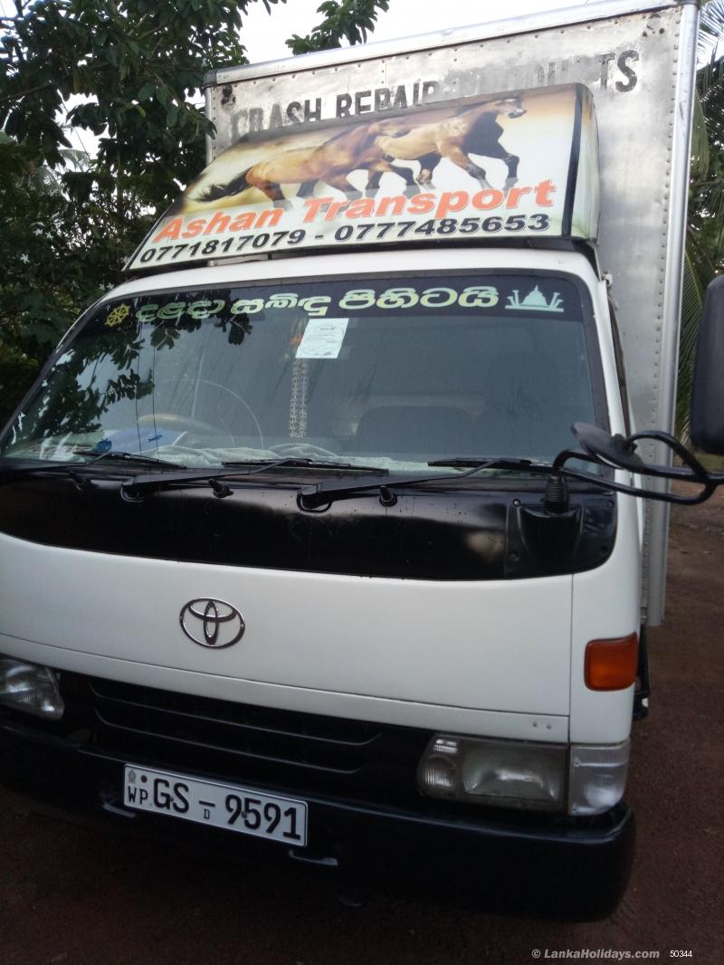 Colombo Lorry