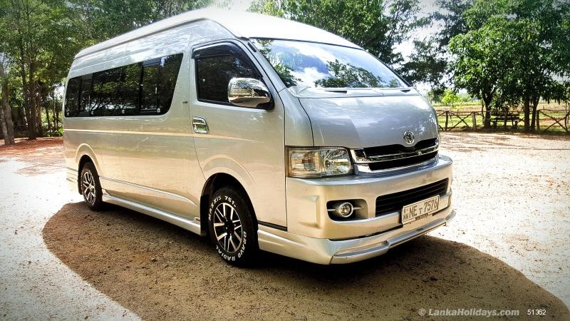 Katunayaka Van