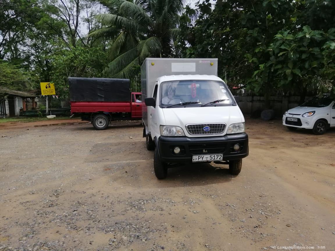 Piliyandala Lorry