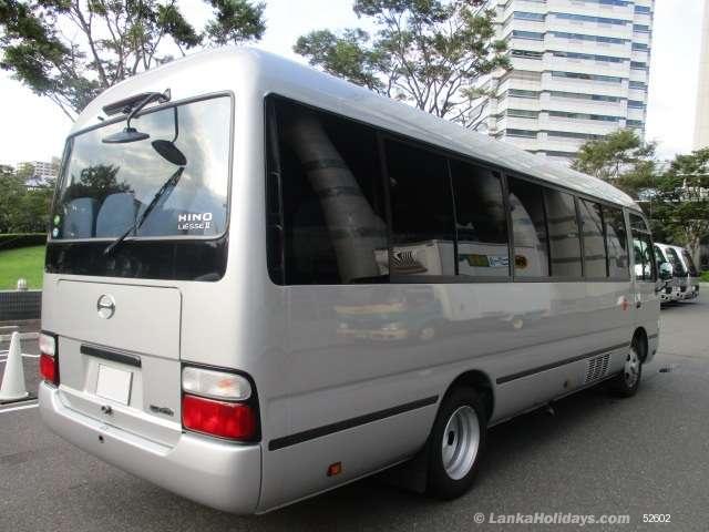 Nugegoda ESHANLKSHITHA11eshanlkshitha11 Bus/Coach