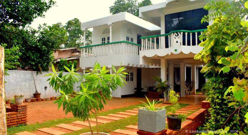 Anuradhapura Bungalow