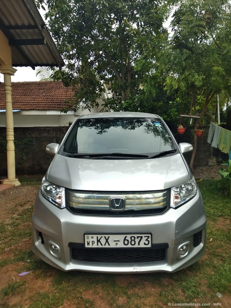 Maharagama Van