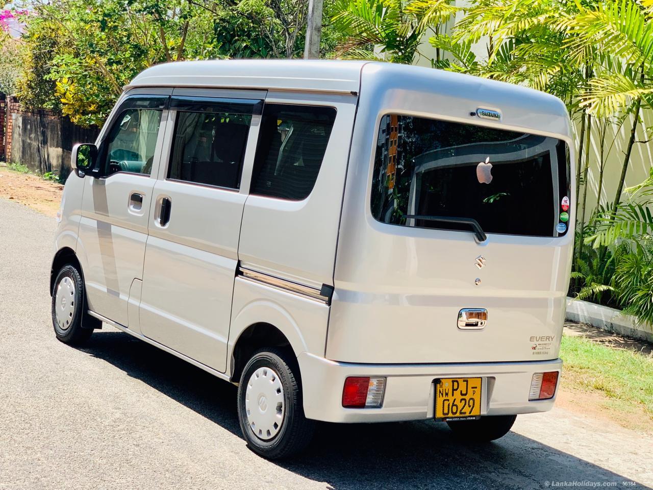 Bandaragama Van
