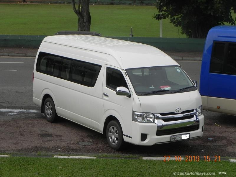 Kalutara Van