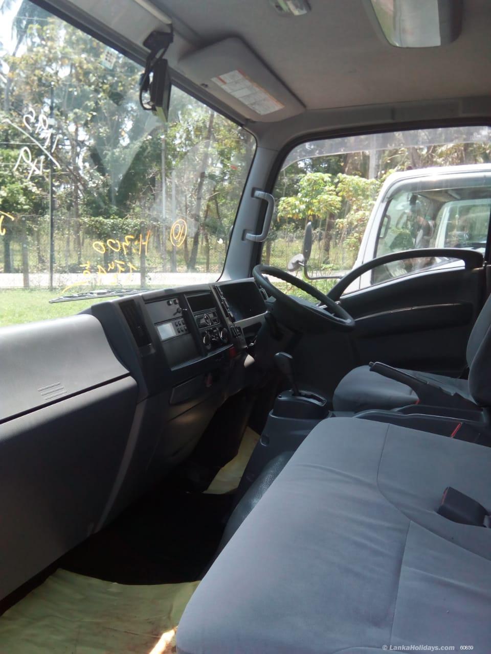 Colombo Lorry