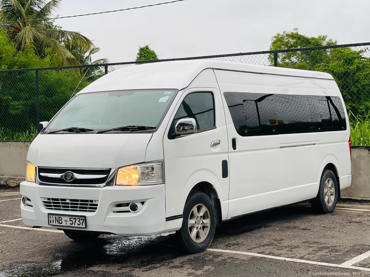 Negombo Van