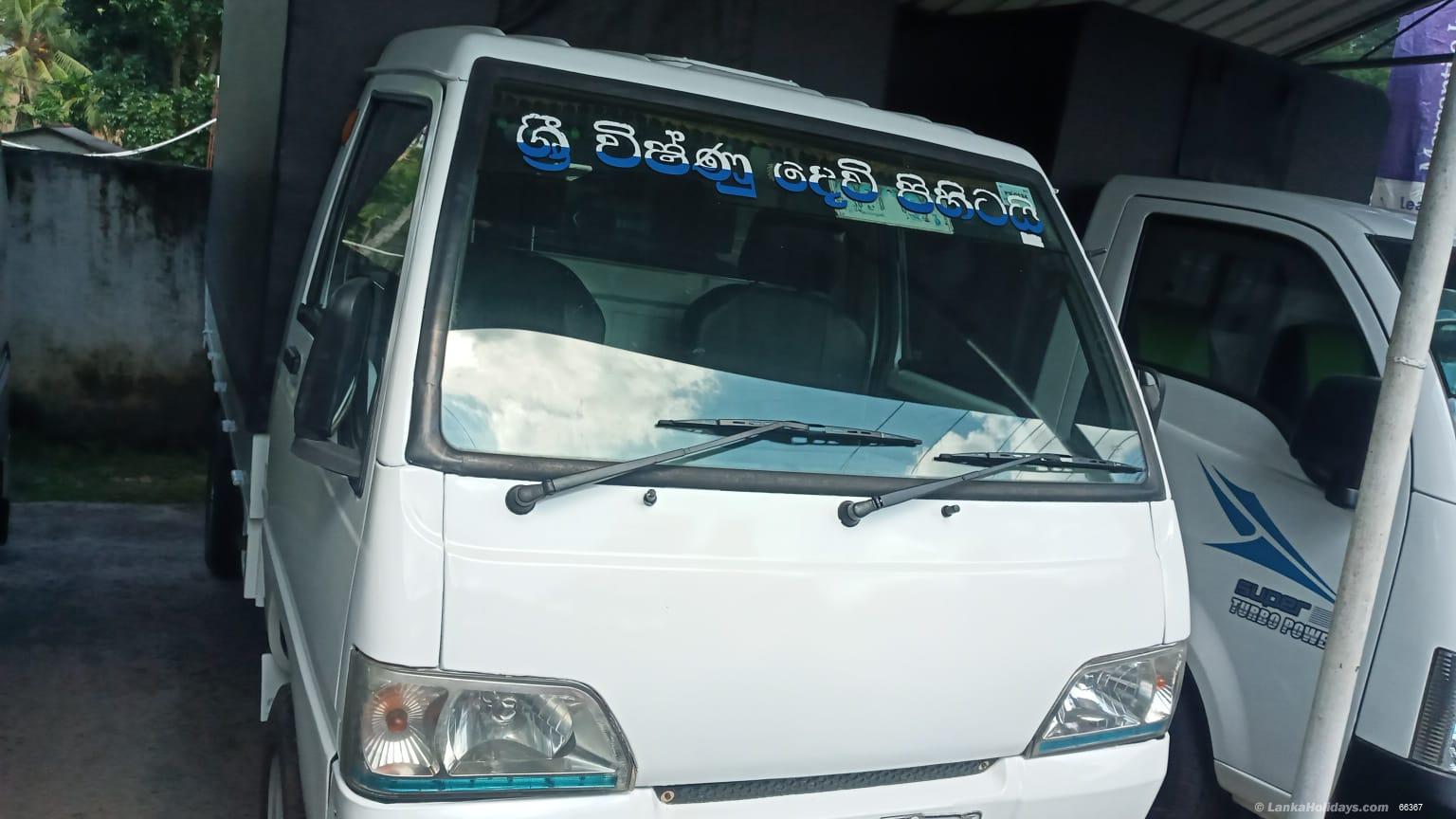 Colombo Lorry