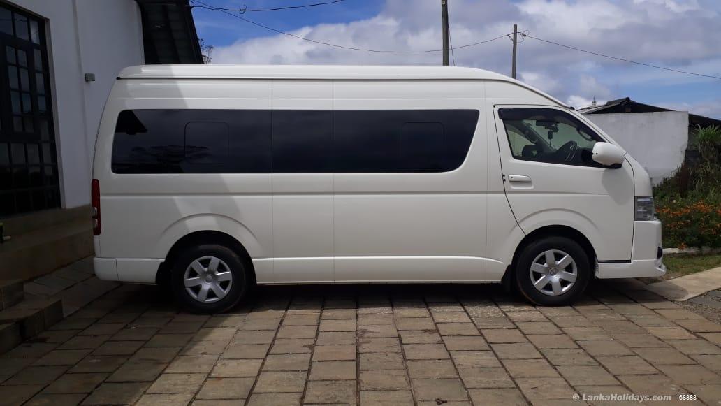 Battaramulla Van