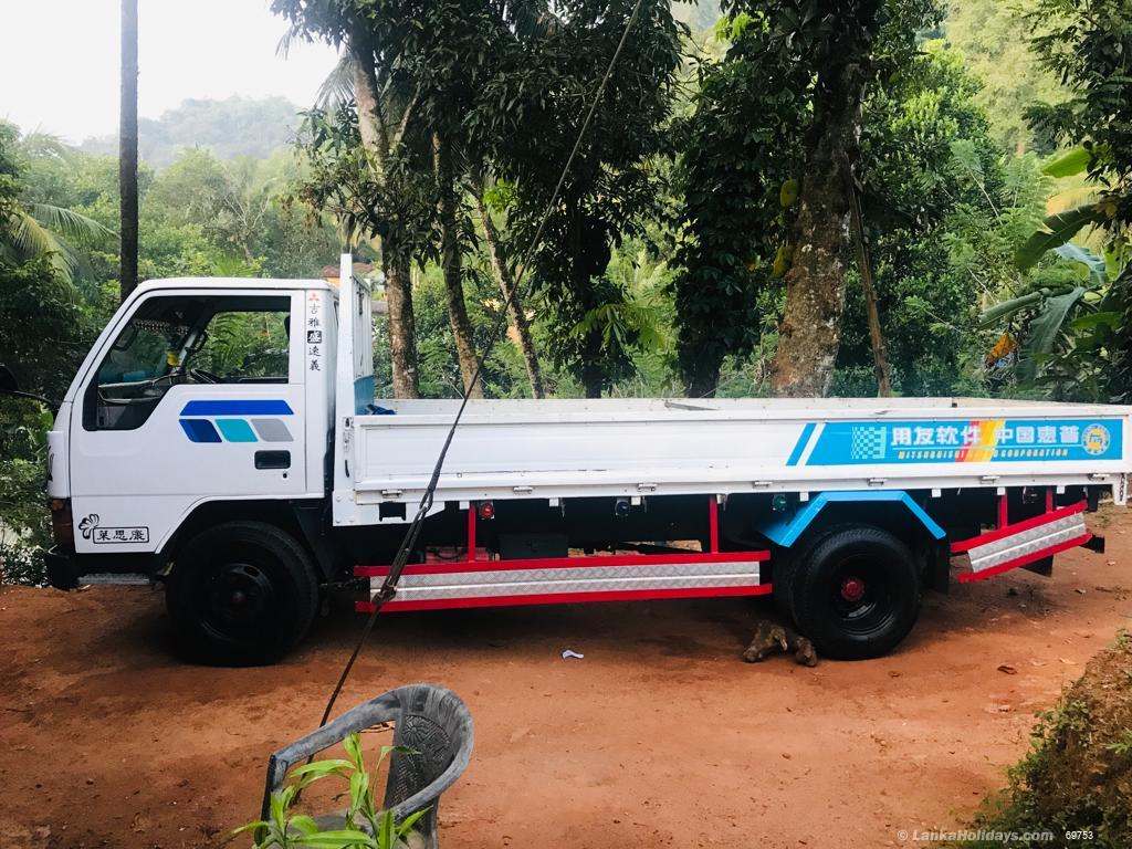 Warakapola Lorry