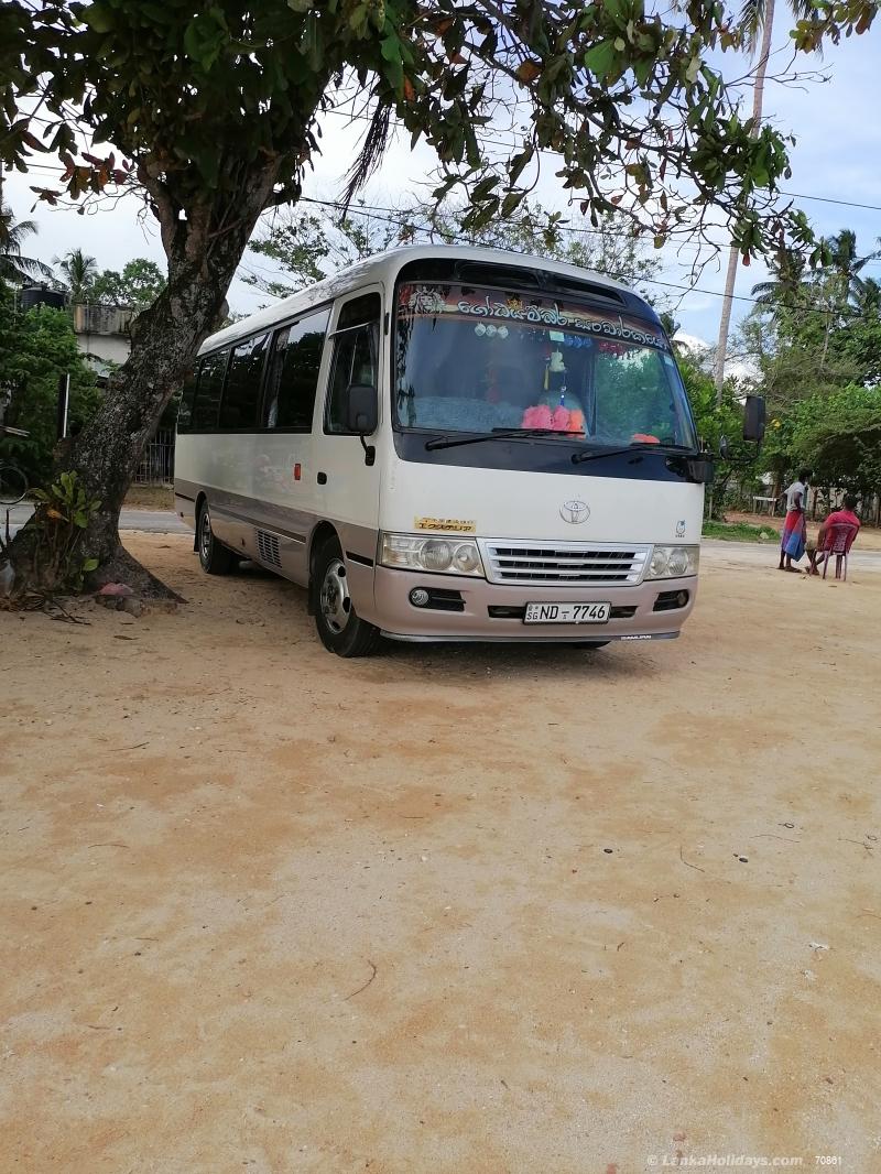 Ratnapura  Bus/Coach