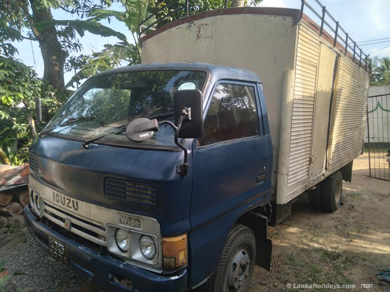 Colombo Lorry