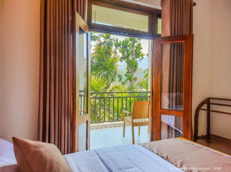 Triple Room with balcony 