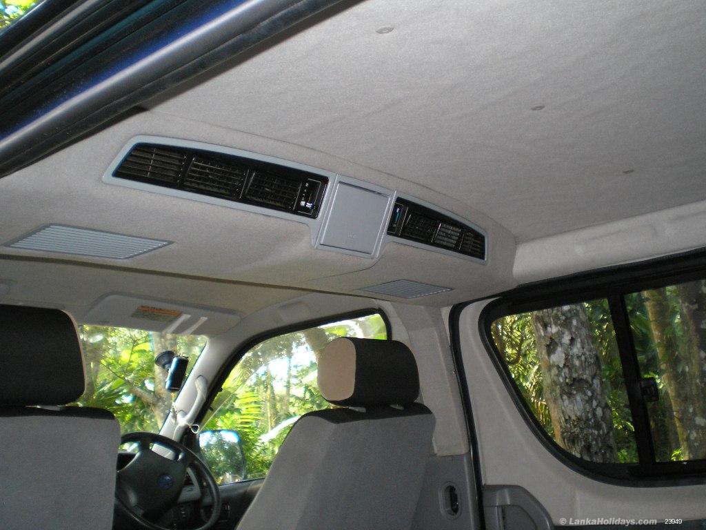 Sri Lanka holiday Van hire