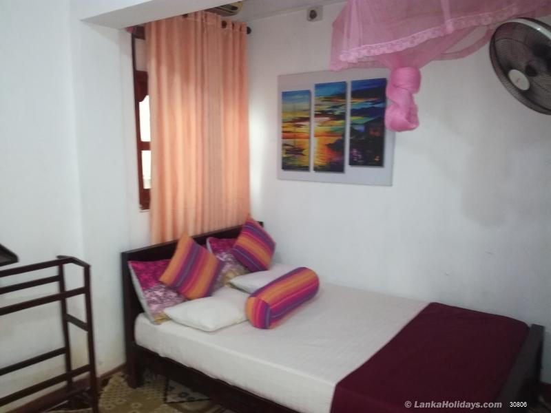double Room (A/C ,FAN AND HOT WATER)