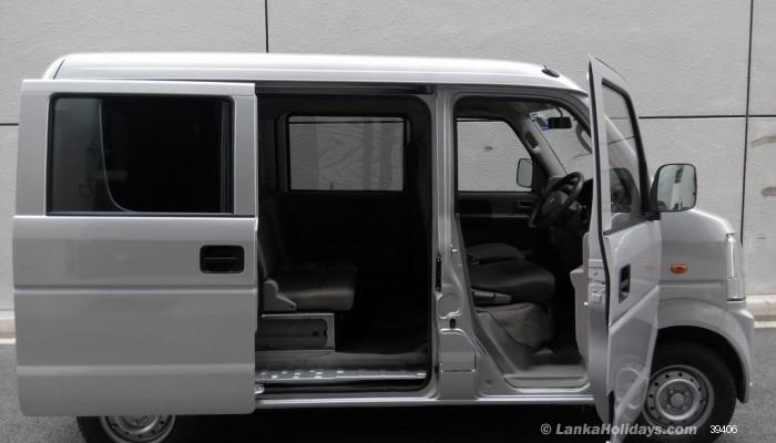 Sri Lanka holiday Van hire