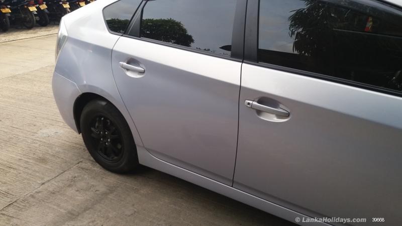 Sri Lanka holiday Car hire