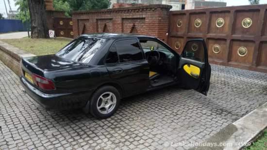 Sri Lanka holiday Car hire