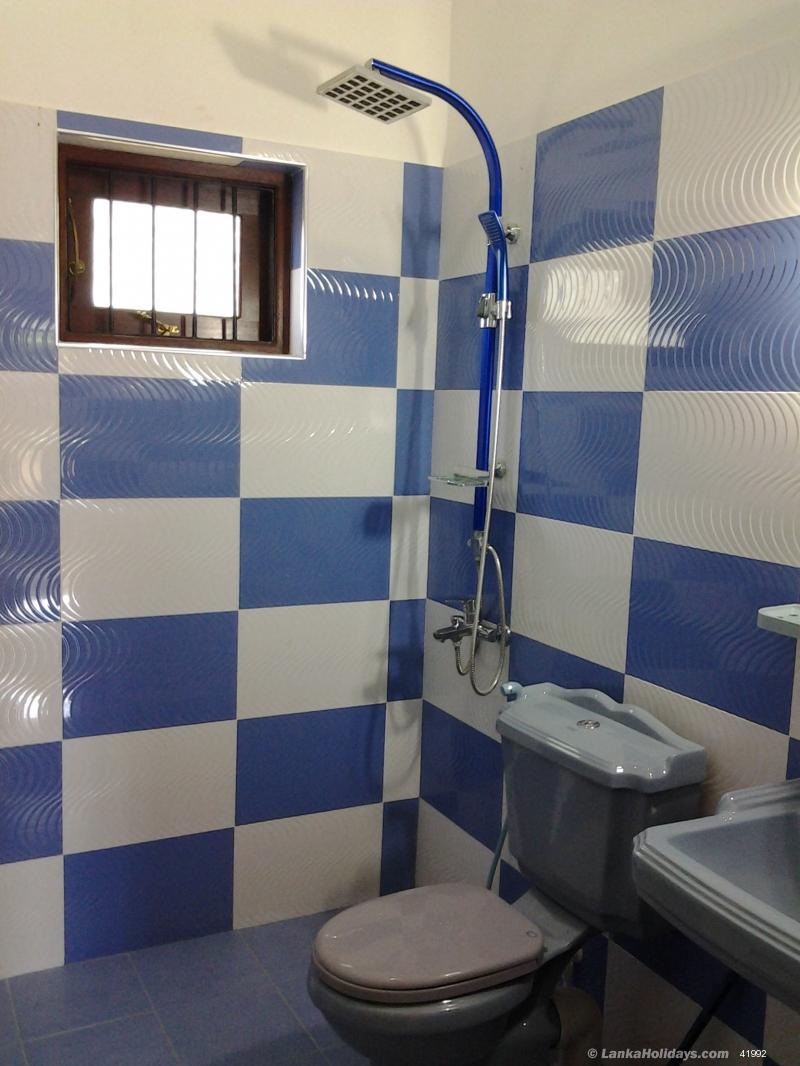 Bath Room 01