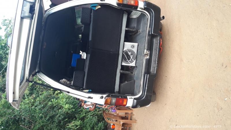 Sri Lanka holiday Van hire