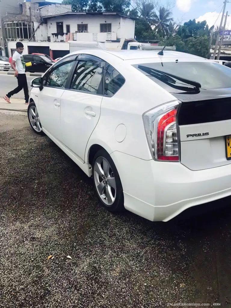 Sri Lanka holiday Car hire
