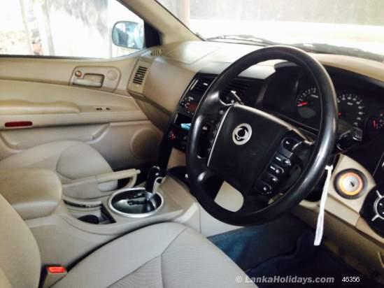 Sri Lanka holiday Jeep hire