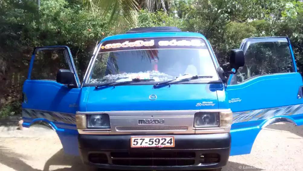 Sri Lanka holiday Van hire