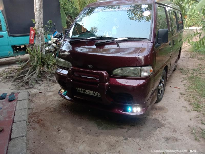 Sri Lanka holiday Van hire