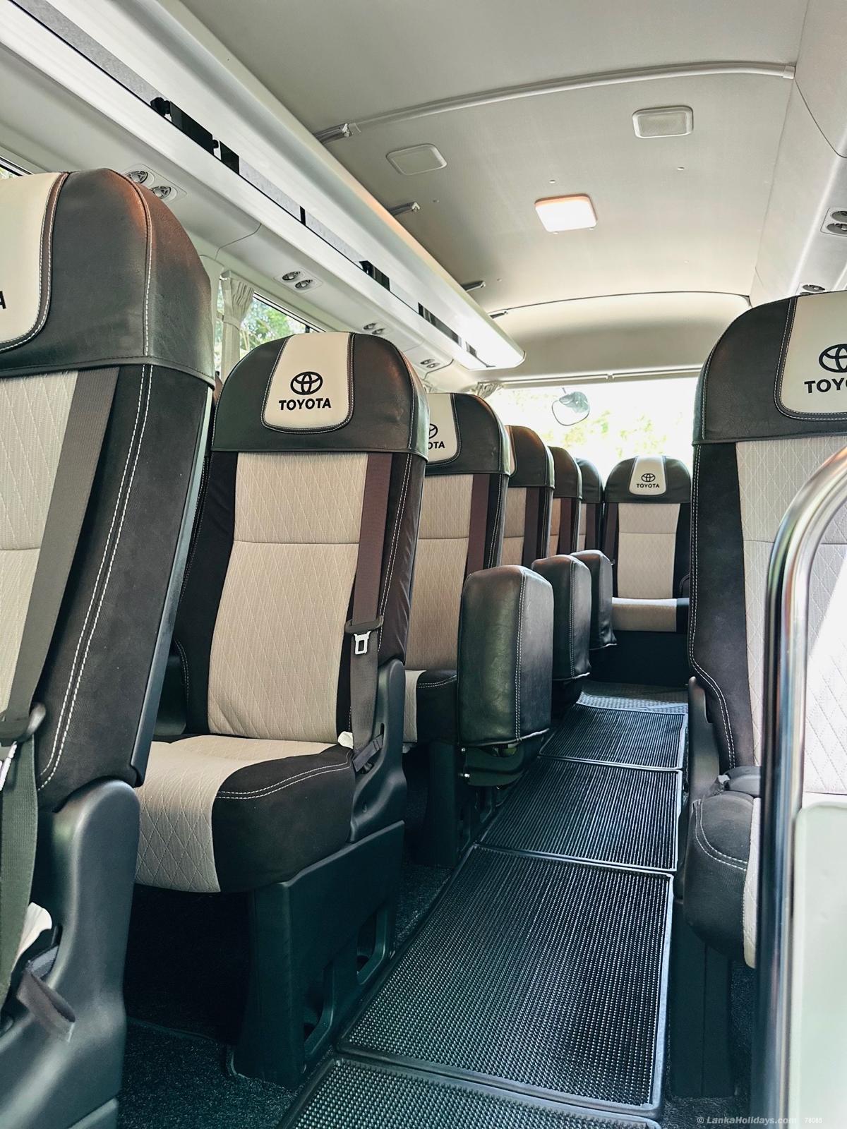 Sri Lanka holiday Bus/Coach hire