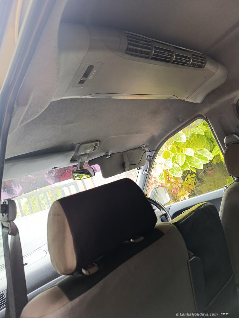 Sri Lanka holiday Van hire