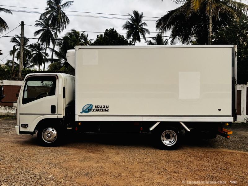 Boralesgamuwa Lorry